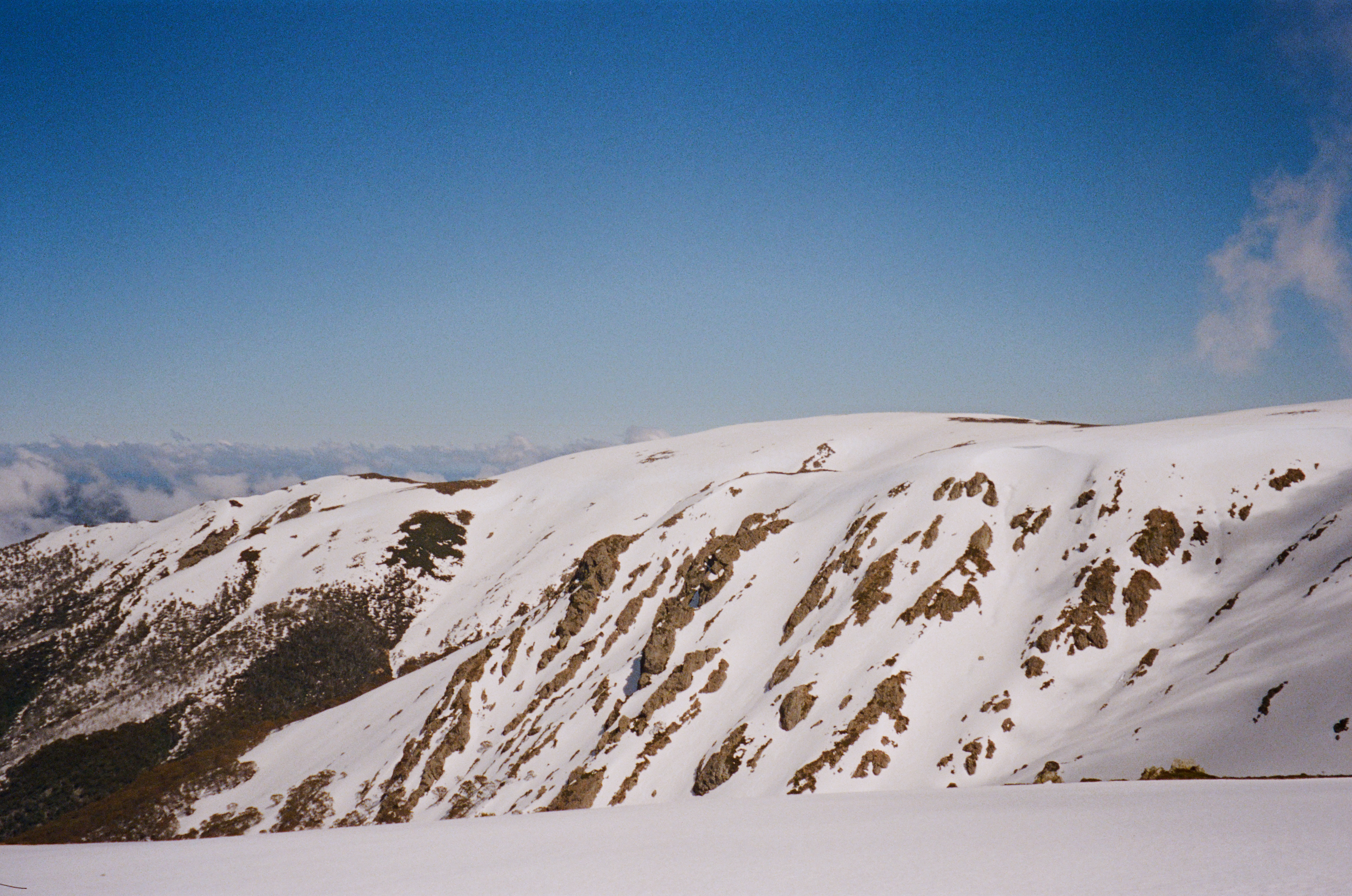 Tom Eisner - 10 Sept 2026 Article Cairn Gully, Mt Bogong - September 29th, 2025. The snow cover in mid spring during a standard winter.