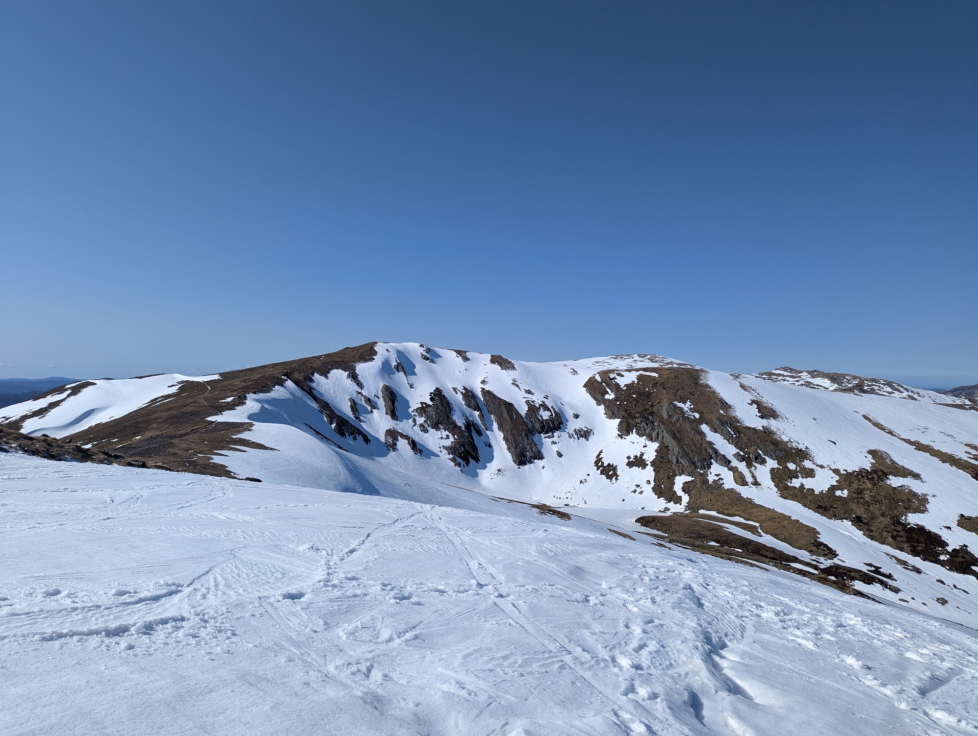 PXL_20240927_051919650 Club lake, Kosciuszko National Park – September 29th, 2024